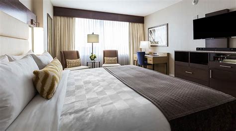 mohegan sun hotel room|MOHEGAN SUN .